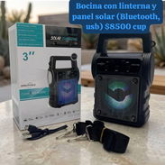 Bocina Bluetooth con linterna y panel solar en venta - Img 56550789