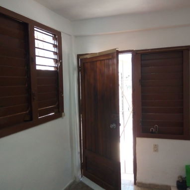 Permuto o vendo casa en marianao de 1 cuarto en bajos placa libre para Mulgoba. - 2/8