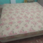 Cama imperial con colchón. - Img 54382811