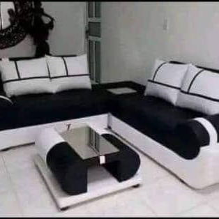 Juegos de sala , camas tapizadas y colchones , llamar al 52422734 o WhatsApp transporte incluido - Img 108646510