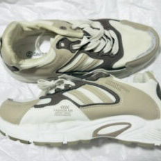 Tenis y chancletas Hombre - Img 122900135