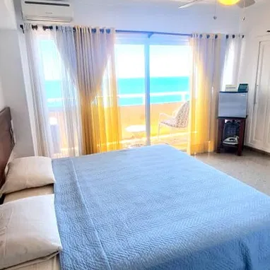 📱 Penthouse Duplex Exclusivo con Vistas Panorámicas al Mar - Img 116417191