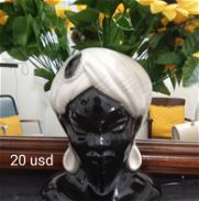 Búcaro de porcelana con rostro de negra - Img 45775552