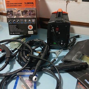 Planta de soldar eléctrico sirve para 3 tipos diferentes de soldadura - Img 118444787