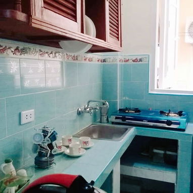 🏠 Apartamento de Renta de 2 habitaciones En La Habana Vieja.❄️ Está totalmente climatizado. 📱 Reserva: +5355284821 - 5/9