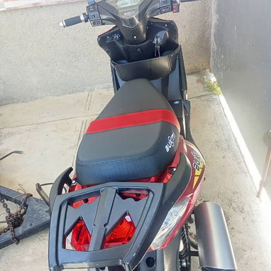Vendo moto nueva sin bateria - 2/4