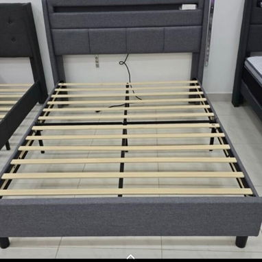cama camera con luz varios modelos,con Gavetas corredizas, todas importadas en su caja 💯% calidad medidas disponib  Que - 7/8