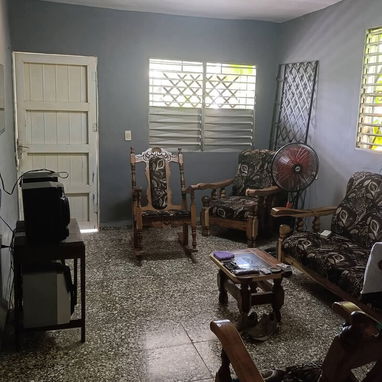 $25.000usd. En venta casa grande con  todo adentro, en Mantilla, Arroyo Naranjo - 7/10