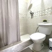 Renta de apartamento 2 cuartos playa independiente - Img 56336278