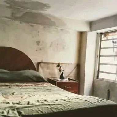 Se vende esta casa en Habana Vieja!! - 4/5