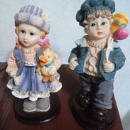 Adornos (figuras) y juego de tazas - Img 56339636