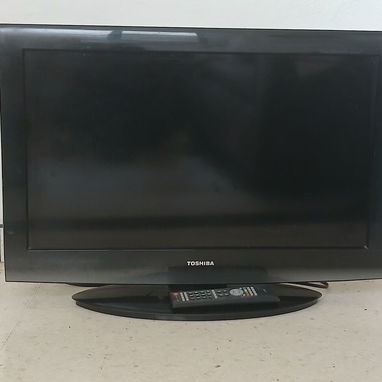 Stand con smartTV, cuadros ,espejo - Img 124045599