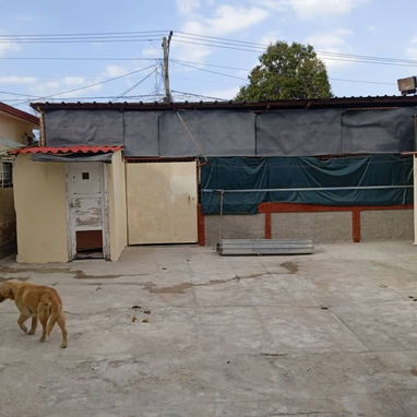🏡*164_VENTA DE CASONA EN SAN MIGUEL ( A cuadras de la tienda de la cuevita o cerca de la calle 4ta q'va para 8 vías)* - 8/10