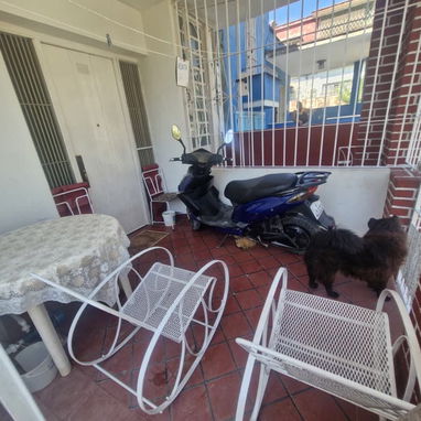 Casa de 4 cuartos en Lawton, Diez de Octubre - 4/10