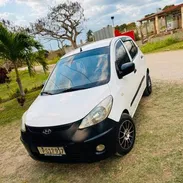 SE VENDE 🚨🚘 ¡HYUNDAI i10 EN VENTA! 🚘🚨 a Súper precio - Img 57838838
