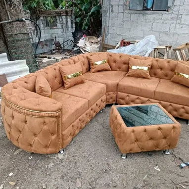Camas cómodas y modernas diseñadas para ofrecer soporte perfecto y estilo. - 5/10