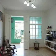 Venta Biplanta en bajos 3 cuartos garaje jardín portal Playa Por 13y44 85mil 53582376 - Img 55140963