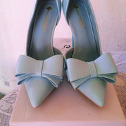 Tacones stiletto Azul celeste - Img 57315327