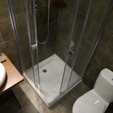 Encantador y espacioso apartamento de 2 habitaciones disponible en Vedado - Img 125866220