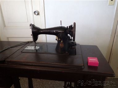 Vendo máquina de coser singer - Img main-image-45774535