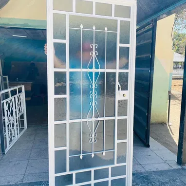 Ventanas y puertas de cristales - Img 122937003