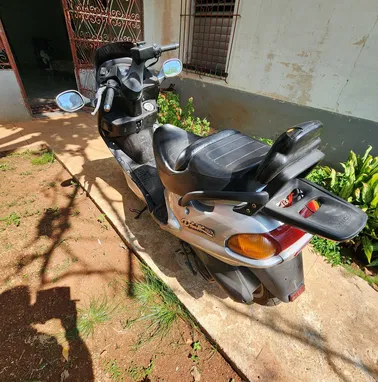 Vendo Moto AUTOMATICA - Img 97504259