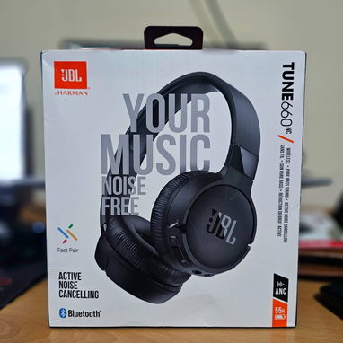 AURICULARES JBL Tune 660NC,NUEVOS EN CAJA - 3/4