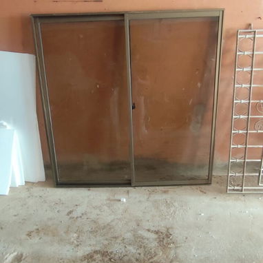 Ventanas nuevas de aluminio ionizado y cristal ahumado - Img 124297277