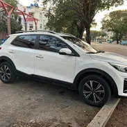 🚗 Kia Stonic – $80 USD/día - Img 57066981