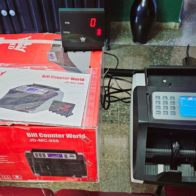 Máquinas Contadoras JMD Nuevas Detectan Billetes Falsos Cubanacán Playa o La Coronela La Lisa - Img 119790605