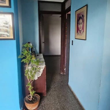 Venta de apartamento cuarto piso en nuevo vedado - Img 121586443