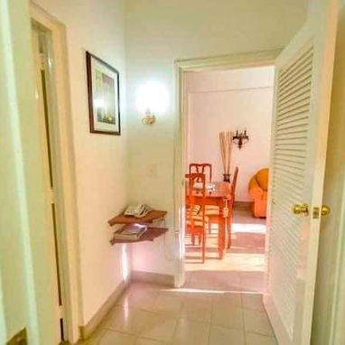 🏠 Apartamento en renta en el Vedado, La Habana - 6/10