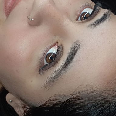 Pongo pestañas pelo a pelo 💕 - Img 121833641