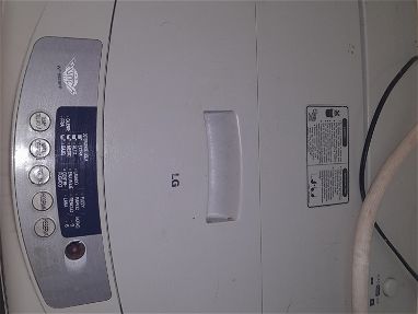 Lavadora automática LG de 9KG - Img 66457307