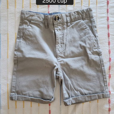 Short y pantalón de niño de 7 y 8 años - Img 126242707