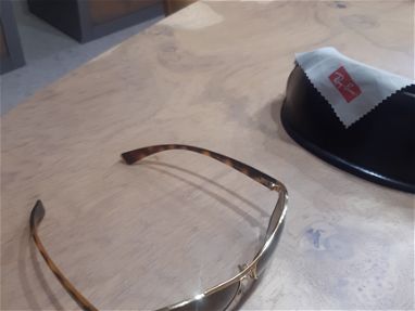 Se vende gafas rayban como nuevas originales - Img main-image