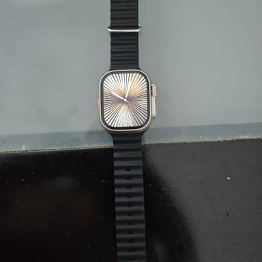 Se vende Apple Watch ultra 2 - 2/6