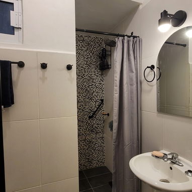 SE VENDE ACOGEDOR APARTAMENTO, LISTO PARA VIVIR, PLANTA BAJA - Img 125525269