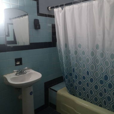 Renta Casa 2 cuartos en bajo con portal y patio Playa por 13y70 500usd 53582376 - Img 125761568