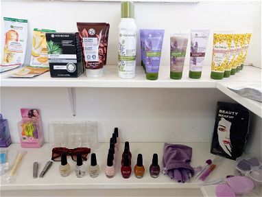 Tienda Deb's Cosmética: productos de maquillaje y skincare - Img 65871346