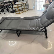 Cama portátil plegable o canapé 90 $. Color gris oscuro y acolchado. Mensajería incluida - Img 58081266