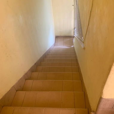 Apartamento. Parte de arriba de un biplanta en Alturas de Miramar - Img 119304732