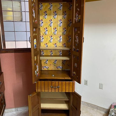 Cama/cuna para niño/a de 0 a 5años y escaparate todo de cedro 58757374 - Img 95146286