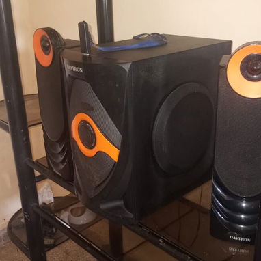 Equipo de música marca Daytron,con USB para memoria flash. - Img 119152430