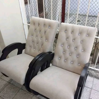 Juegos de sala sillones comadritas y camas tapizadas. - Img 122911826