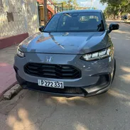 Vendo o negocio Honda H R.V,2024 con 25,000 millas - Img 54640538