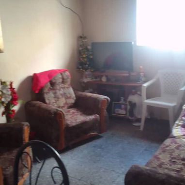 Vendo casa puerta a la calle con azotea libre en Centro Habana - Img 121868770