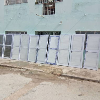 puertas de aluminio - 2/3
