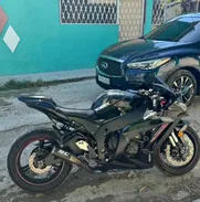 En venta *Kawasaki Ninja 1000 ZX10RR* - Img 49777008