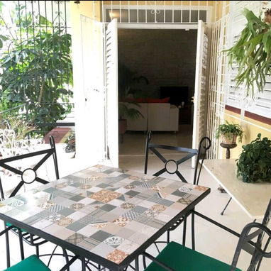 RENTA EN VEDADO, CERCA DE FÁBRICA DE ARTE - Img 114877692